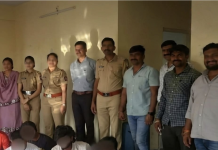 बारामतीत प्रणव लॉजवर पोलिसांचा मोठा छापा; वेश्याव्यवसायाचा पर्दाफाश, ४ परप्रांतीय महिलांची सुटका तर ५ आरोपी अटकेत