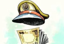 भाजी विक्रेता मॅच शोधण्यासाठी, आईला आनंद देण्यासाठी पोलिसांच्या नोकरीची कथा तयार करतो. पुणे बातम्या