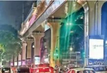 रेल्वे वाहतूक इन्फ्रा पासून, मेट्रोचे खांब पीएमसीच्या कमाईचे स्त्रोत बनवतात. पुणे बातम्या