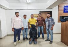 पुणे गुन्हे शाखा युनिट ७ ची मोठी कारवाई; वाहनांची तोडफोड करणाऱ्या टोळीतील १ आरोपी व ३ विधीसंघर्षित बालक ताब्यात