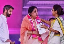 यापुढे पवार कुटुंबातील कोणत्याही सदस्याविरुद्ध निवडणूक लढवणार नाही, असे सुप्रिया म्हणाल्या. पुणे बातम्या