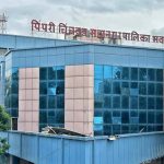 रहिवाशांच्या विरोधानंतर PCMC स्थायी समितीने पुनावळे शाळेच्या जमीन भाडेपट्ट्याचा प्रस्ताव सर्वसाधारण सभेकडे पाठवला. पुणे बातम्या
