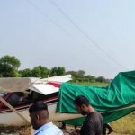 बारामती हवाई पट्टीजवळ प्रशिक्षण विमान कोसळले, पायलट किरकोळ जखमी होऊन बचावला. पुणे बातम्या