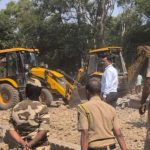 राजकीय वादानंतर PCMC ने जॉगर्स पार्क येथील बांधकामाधीन इमारत पाडली. पुणे बातम्या