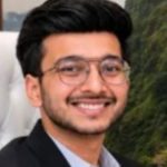 लग्नाच्या काही महिन्यांपूर्वी, 26 वर्षीय पुणेकर मंगेतरसोबत वाढदिवसाला निघाले, लोहगड किल्ल्यावर 400 फूट पडून 2 मित्रांचा मृत्यू. पुणे बातम्या