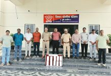 शिरूर घरफोडी प्रकरणाचा छडा: स्थानिक गुन्हे शाखा व पुणे ग्रामीण पोलिसांची मोठी कारवाई; तीन सराईत चटक्यांना अटक करत १८,५०,०००/- रुपयांचा मुद्देमाल हस्तगत