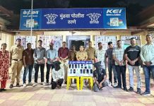 मुंढवा पोलीस स्टेशनची मोठी कारवाई: अटक दोन आरोपींकडून २ लाख २७ हजार रुपयांचे १४ मोबाईल जप्त