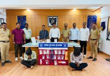 खेड तालुक्यातील वाडा येथील भांबुर्डेकर ज्वेलर्स दुकानात चोरी करणारे दोन आरोपी जेरबंद; १० गुन्हे उघडकीस आणत ६,००,०००/- रुपयांचा मुद्देमाल हस्तगत
