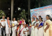 धम्मचक्र प्रवर्तन दिनानिमित्त बोपोडी येथे धम्मदीक्षा अनुकरण सोहळा उत्साहात संपन्न; भीमअनुयायांच्या उपस्थितीने परिसर धम्ममय!